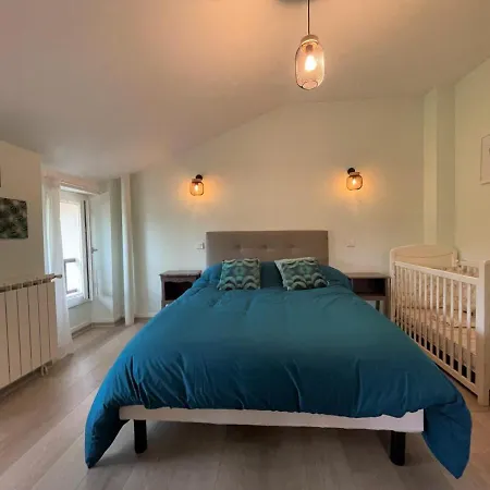 Beyrie-sur-joyeuse, 6 Pièces, 10 Personnes - Fr-1-384-19 * Orsanco