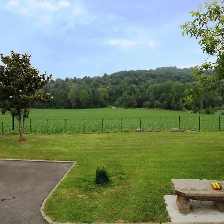 Casa vacanze Beyrie-sur-joyeuse, 6 Pièces, 10 Personnes - Fr-1-384-19